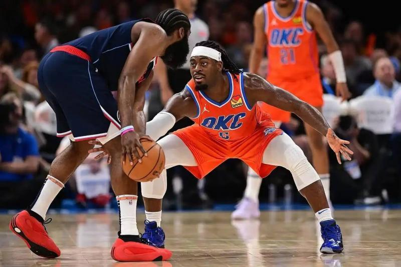 巩立姣在投 巩立姣在投