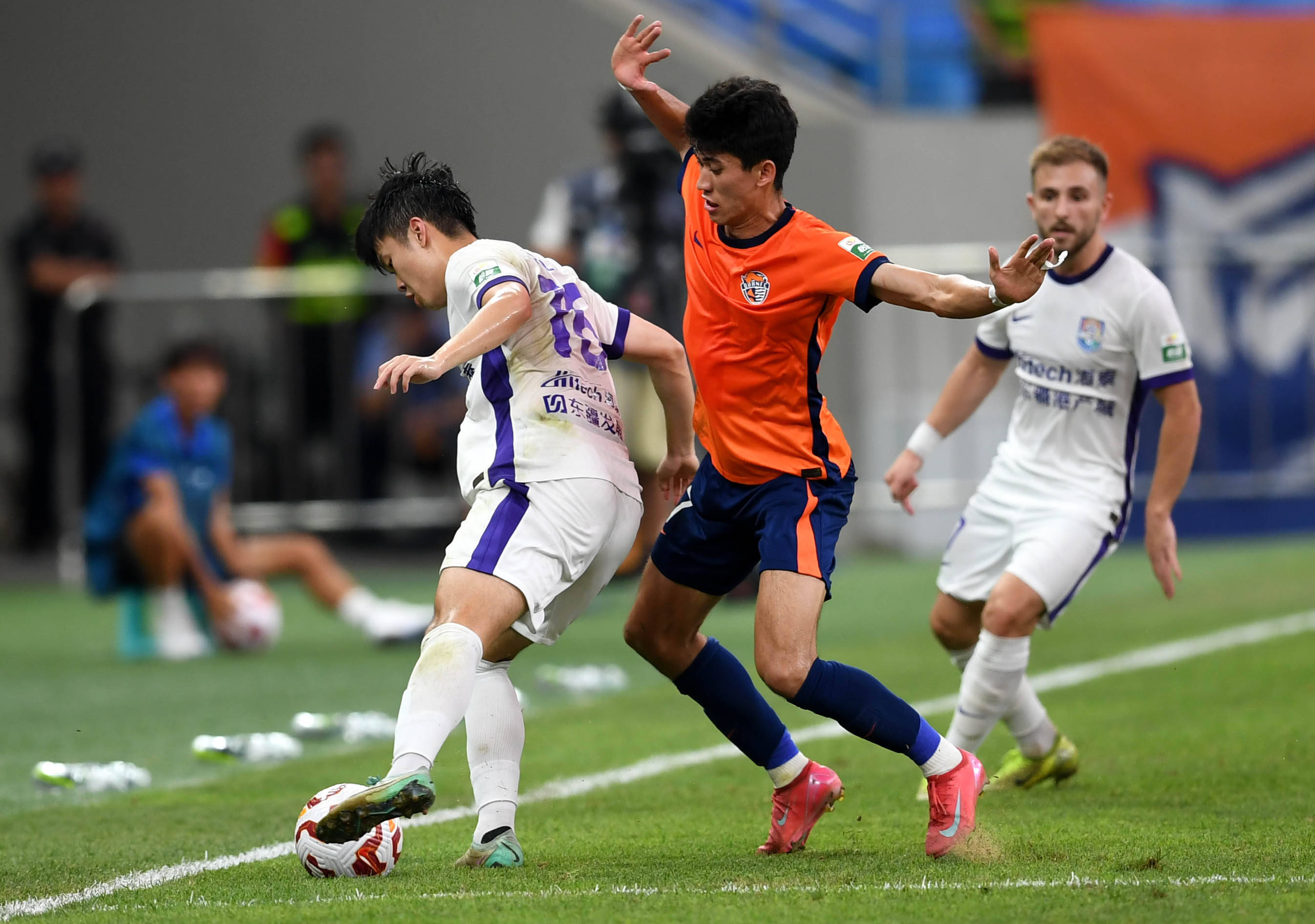 用笑容诠释 用笑容诠释