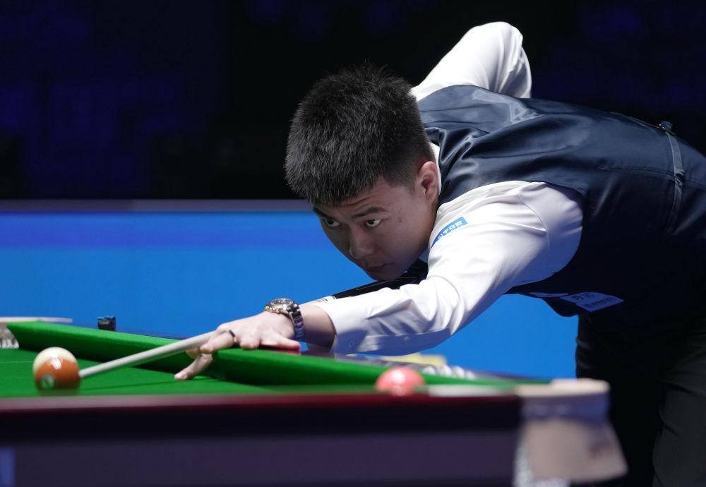 他不仅帮助 他不仅帮助