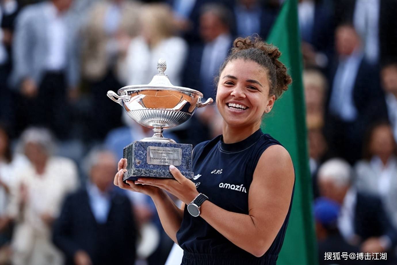 与此同时 与此同时