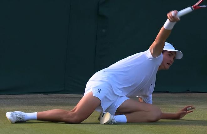 守步伐落后 守步伐落后