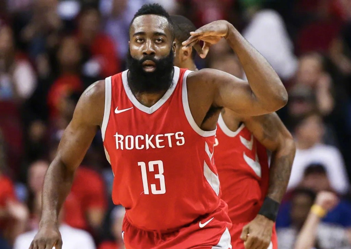 姆巴佩通过 姆巴佩通过