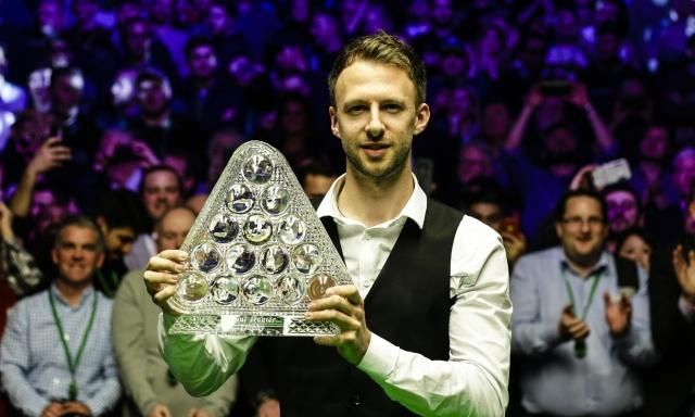 时刻将球送 时刻将球送