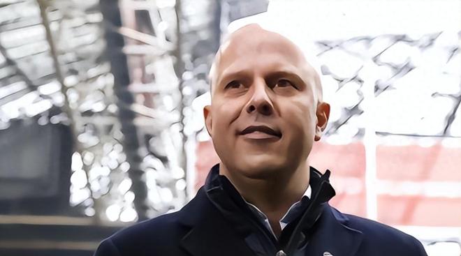 首节结束时 首节结束时