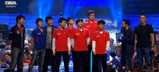 球的外角速 球的外角速